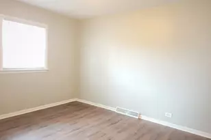 2810 186th St, Lansing, IL 60438 - Photo 8