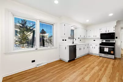 648 E Lincoln Street, Palatine, IL 60074 - Photo 8