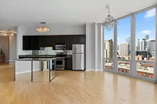 1600 S Indiana Ave, Chicago, IL 60616 - Photo 2