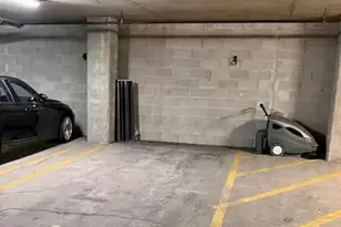 1600 S Indiana Ave, Chicago, IL 60616 - Photo 12