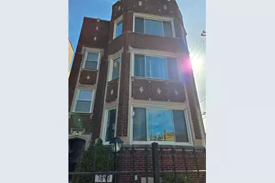 7847 S Paxton Avenue, Chicago, IL 60649 - Photo 1
