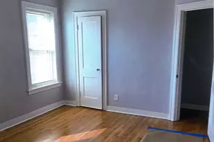 7847 S Paxton Ave, Chicago, IL 60649 - Photo 6