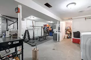 6825 S Rockwell St, Chicago, IL 60629 - Photo 34