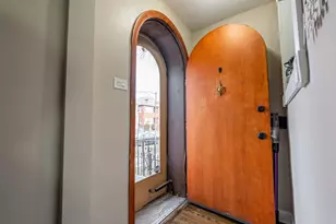 6825 S Rockwell St, Chicago, IL 60629 - Photo 18