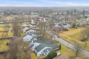 1095 Devonshire Ave, Naperville, IL 60540 - Photo 46