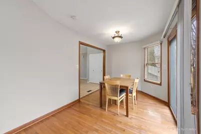 1095 Devonshire Avenue, Naperville, IL 60540 - Photo 20