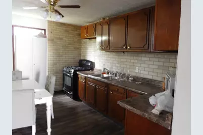 1069 Douglas Avenue, Aurora, IL 60505 - Photo 4