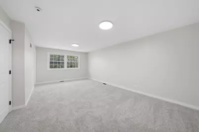 6S656 Avon Court, Naperville, IL 60540 - Photo 12