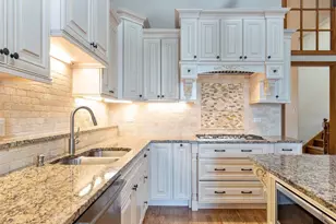 1551 Edgewood Rd, Lake Forest, IL 60045 - Photo 6