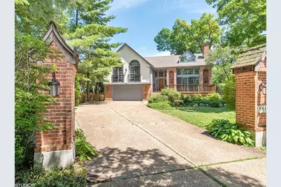 1551 Edgewood Road, Lake Forest, IL 60045 - Photo 1