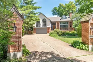 1551 Edgewood Rd, Lake Forest, IL 60045 - Photo 1