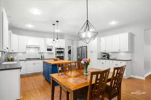 39W771 Benton Ln, Geneva, IL 60134 - Photo 10