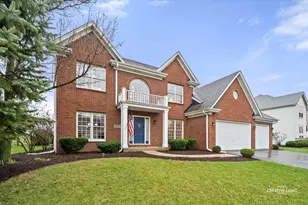 39W771 Benton Ln, Geneva, IL 60134 - Photo 2