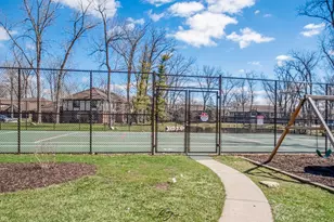 8137 Chestnut Dr, Palos Hills, IL 60465 - Photo 36