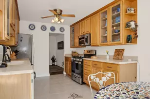 8137 Chestnut Dr, Palos Hills, IL 60465 - Photo 16