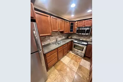 34 Montego Colony #1, Fox Lake, IL 60020 - Photo 4