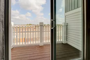 402 Comstock Rd, South Elgin, IL 60177 - Photo 32