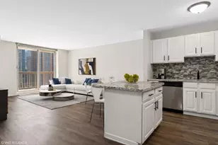 545 N Dearborn St, Chicago, IL 60654 - Photo 4