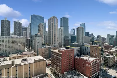 545 N Dearborn Street #1809, Chicago, IL 60654 - Photo 14