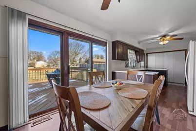 27W285 Bauer Road, Naperville, IL 60563 - Photo 8