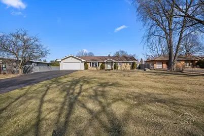 27W285 Bauer Road, Naperville, IL 60563 - Photo 2