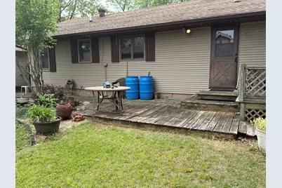 24 W Sloan Street, Harrisburg, IL 62946 - Photo 16