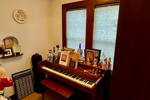 412 E Bradshaw St, Dixon, IL 61021 - Photo 12