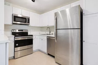 655 W Irving Park Road #3704, Chicago, IL 60613 - Photo 8