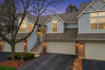 99 Ione Drive #B, South Elgin, IL 60177 - Photo 2