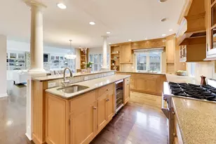 1317 W Grove St, Arlington Heights, IL 60005 - Photo 14