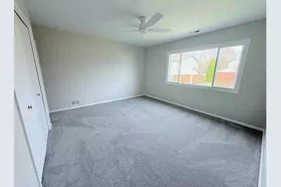 1260 Briarwood Lane #58, Libertyville, IL 60048 - Photo 12