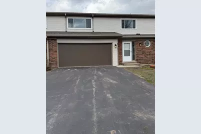 1260 Briarwood Lane #58, Libertyville, IL 60048 - Photo 1