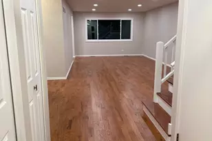 1260 Briarwood Ln, Libertyville, IL 60048 - Photo 2