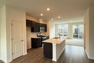 347 Summit Cir, Lombard, IL 60148 - Photo 4