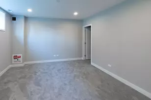 2631 S Throop St, Chicago, IL 60608 - Photo 22