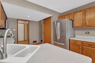 936 Treeline Ct, Lockport, IL 60441 - Photo 4