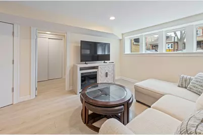 5219 W Deming Place #G, Chicago, IL 60639 - Photo 8