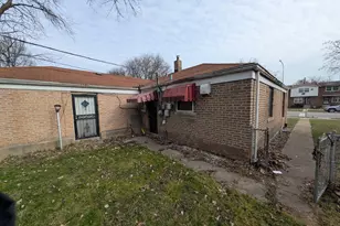 9960 S Van Vlissingen Rd, Chicago, IL 60617 - Photo 4