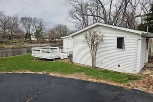 24026 S Timberwood Dr, Minooka, IL 60447 - Photo 2