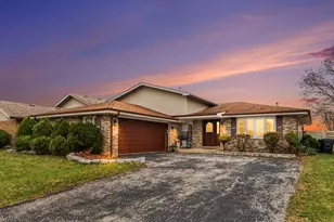 2731 201st Pl, Lynwood, IL 60411 - Photo 1