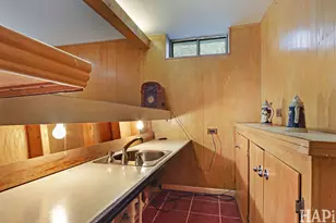 8049 N Overhill Ave, Niles, IL 60714 - Photo 20