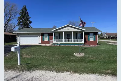 321 E Elm Street, Piper City, IL 60959 - Photo 1