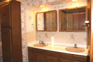 321 E Elm St, Piper City, IL 60959 - Photo 10