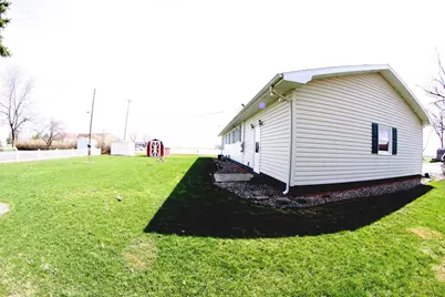 321 E Elm Street, Piper City, IL 60959 - Photo 22