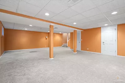 1894 Maine Drive, Elk Grove Village, IL 60007 - Photo 26