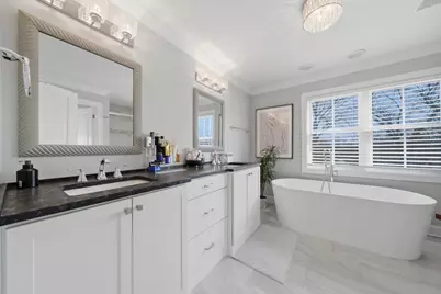 7814 Brookbank Road, Willowbrook, IL 60527 - Photo 14