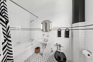 4300 N Marine Dr, Chicago, IL 60613 - Photo 22