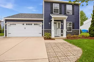 625 Fairview Ln, South Elgin, IL 60177 - Photo 2