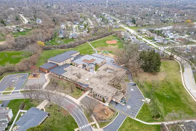 1122 Creekside Drive, Wheaton, IL 60189 - Photo 44