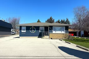 2212 Plainfield Rd, Crest Hill, IL 60403 - Photo 1